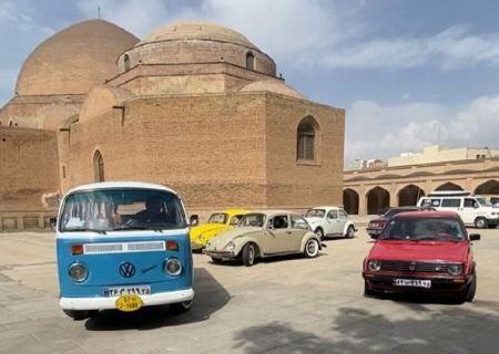 رژه خودروهای کلاسیک برای پاسداشت میراث فرهنگی تبریز