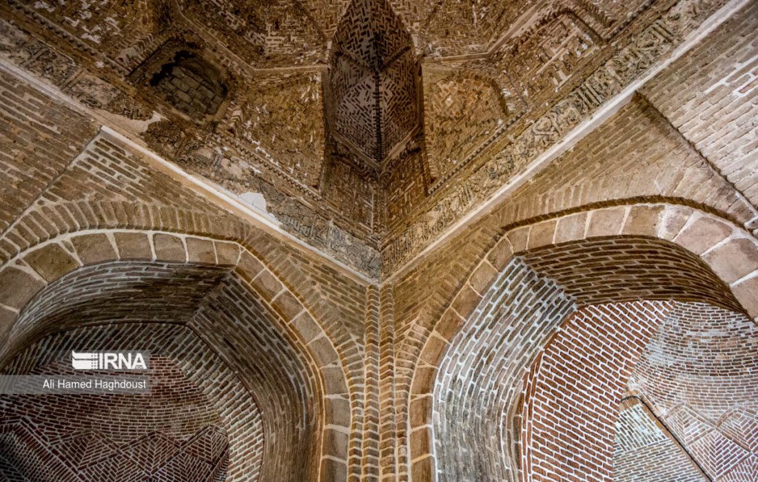 مسجد ۷۰۰ ساله مرند گردشگر محور می شود