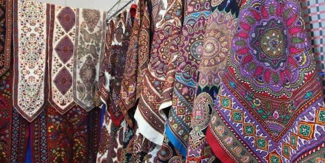 صادرات بیش از ۱۴میلیون دلاری صنایع دستی آذربایجان غربی