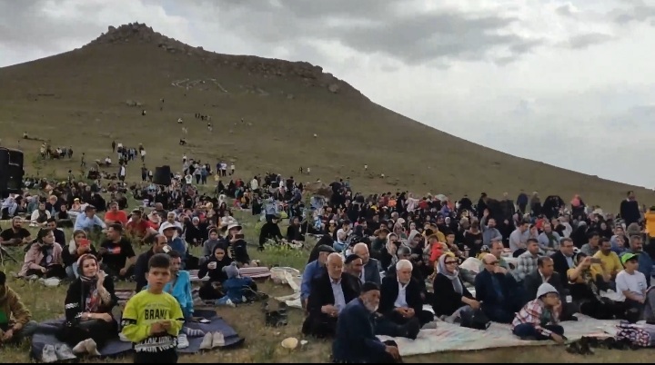 برگزاری جشنواره سنت آش توره داغی در آقکند میانه