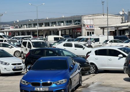 ‌فروش خودرو در ترکیه به بالاترین سطح از میانگین سال ۲۰۱۲ رسید