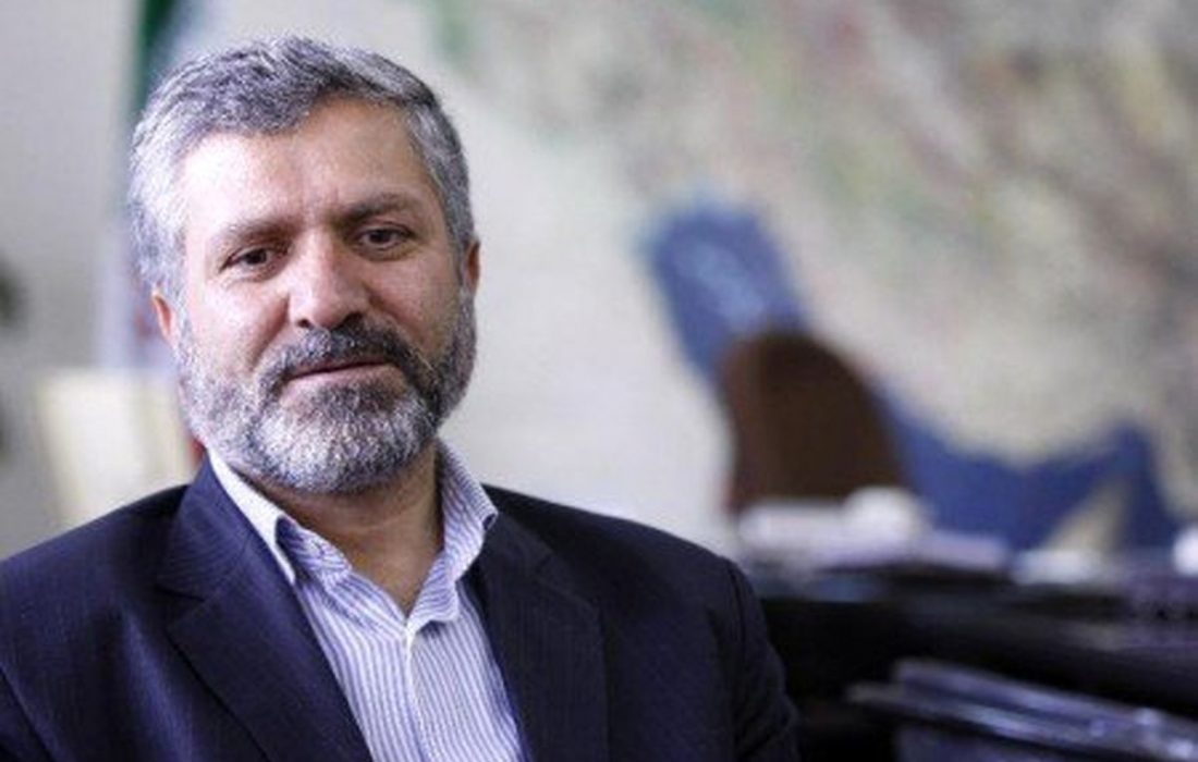 پاسخ نماینده کارگران به وزیر کار: به جای تشویق به قناعت، فاصله بین مزد و معیشت را ترمیم کنید