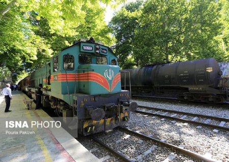 راه آهن آذربایجان غربی ظرفیت جابجایی سالانه ۱۰ میلیون تن بار را دارد
