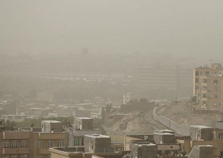 گرد و غبار در راه شهرهای جنوبی آذربایجان‌شرقی است