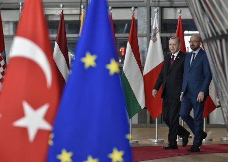 تقویت ارتباطات برای عضویت ترکیه در اتحادیه اروپا ضروری است
