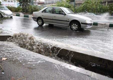 بارش‌های رگباری و تگرگ در آذربایجان‌شرقی ادامه دارد