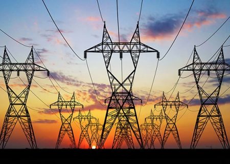 مازاد تولید برق منطقه به مناطق جنوب کشور که نیاز به انرژی برق دارند، منتقل می شود/ مصرف برق در منطقه آذربایجان هفت درصد افزایش پیدا کرده است