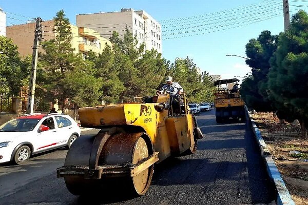 نوسازی معابر شمالغرب تبریز با ۱۶ هزار تن آسفالت در پنج ماهه ابتدای سال