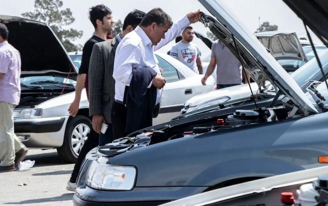 وضعیت بازار خودرو دوشنبه ۳۰ مردادماه / کاهش قیمت شاهین، پژو ۲۰۷ و تارا