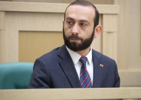 میرزویان: ایروان پیشنهاد جدیدی از باکو در مورد توافقنامه صلح دریافت کرده است