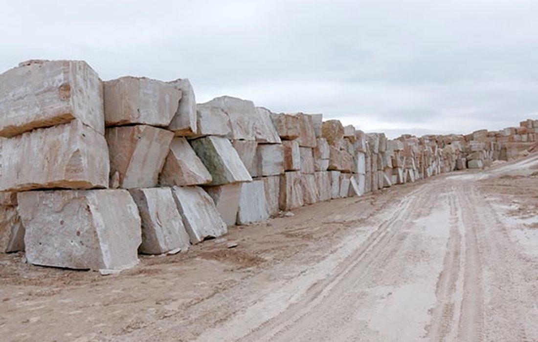 ۲۵ درصد سنگ‌های تزئینی کشور در آذربایجان غربی تولید می شود