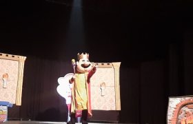 نخستین روز اجرا نمایش عروسکی نخودی به کارگردانی علی برنون