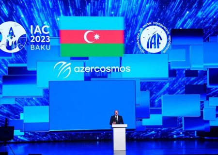 رئیس جمهور آذربایجان: ما به توسعه صنایع فضایی در آذربایجان ادامه می دهیم
