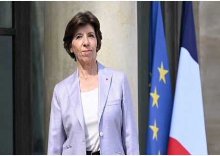 فرانسه قراردادی را برای تامین تجهیزات نظامی به ارمنستان امضا خواهد کرد