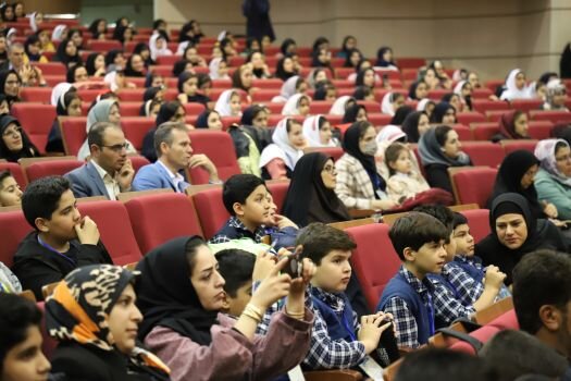 سرانه کتاب‌خوانی هر دانش آموز در آذربایجان شرقی ۱۱ جلد است
