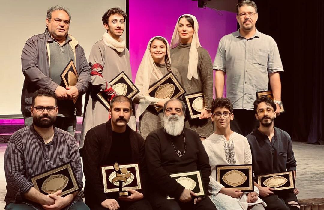 «لیلی و مجنون» جوایز جشنواره تئاتر استانی را درو کرد