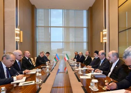 روسای جمهور دو کشور ایران و آذربایجان در مورد پروژه های مشترک حمل و نقل گفتگو کردند