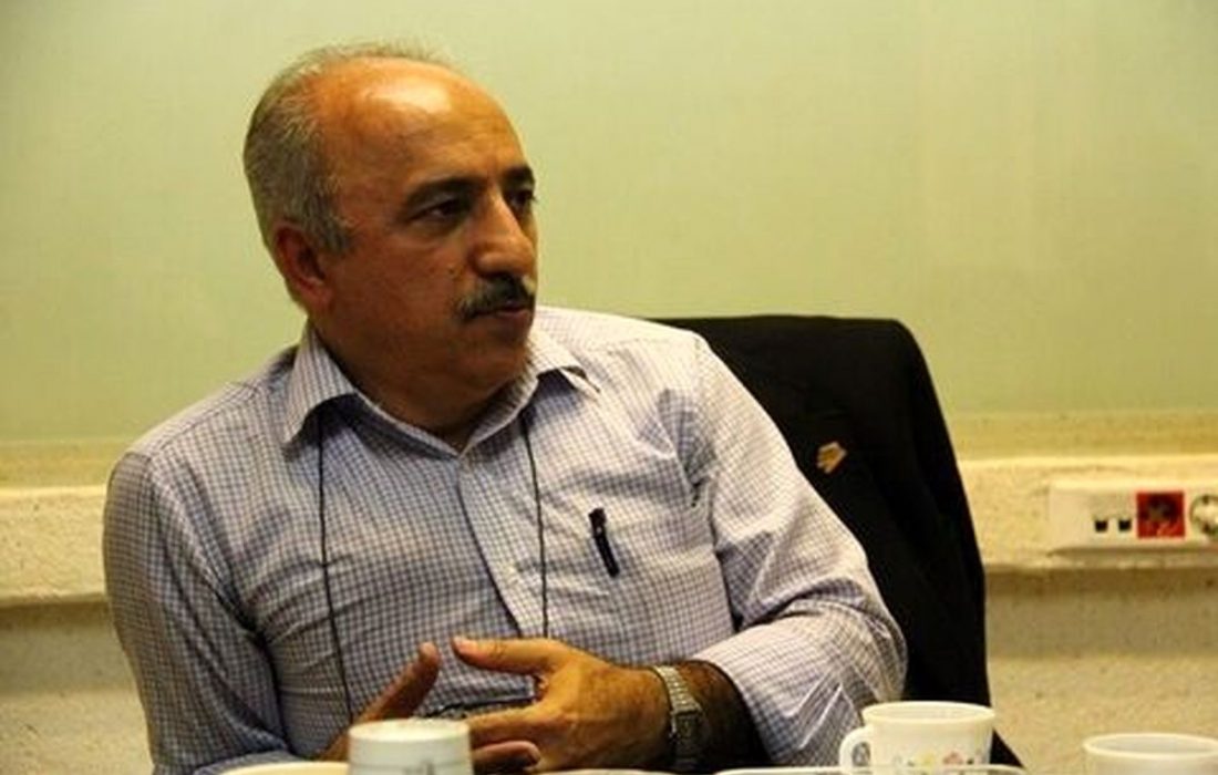 یک اقتصاددان آب پاکی را روی دست مردم ریخت؛ سال بسیار سختی پیش‌رو داریم!