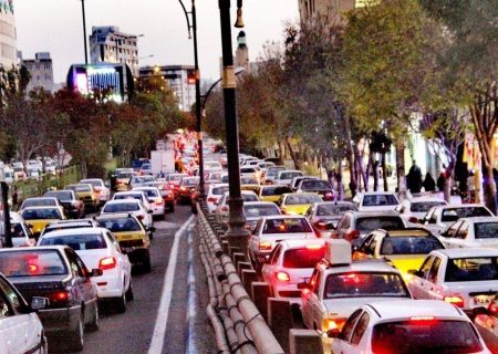 آقای مسئول! گره کور ترافیک تبریز با بنر معذرت خواهی باز نمی شود