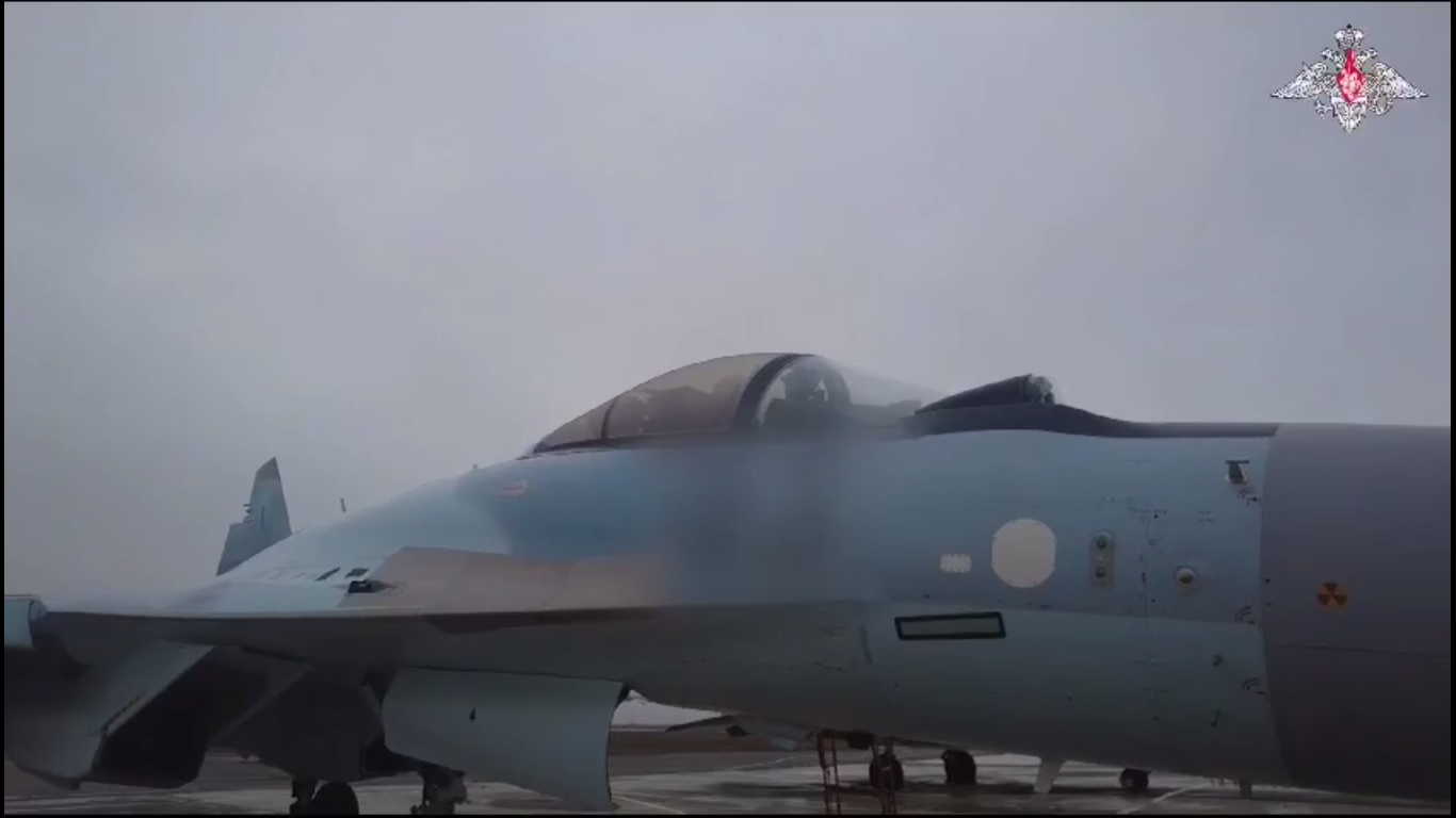 جنگنده های سوخو-۳۵ روسیه در سفر پوتین به امارات متحده عربی همراهی اش کردند