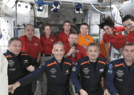 اولین فضانورد ترکیه Gezeravcı عملیات خود را در ISS آغاز کرد