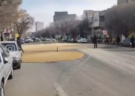 توضیحات سازمان حمل و نقل ریلی شهرداری تبریز درباره بیرون زدن فوم مترو