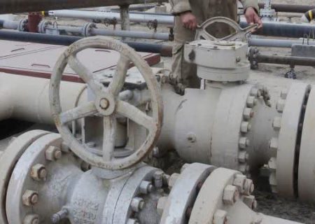 گروه اوپک به سیاست کاهش تولید نفت خود تا ماه آوریل ادامه می دهد