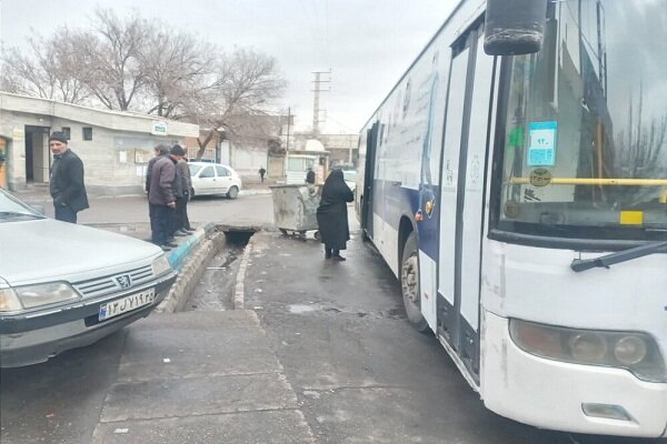 برپایی اتوبوس سیار ایستگاه سلامت در محلات کم برخوردار تبریز