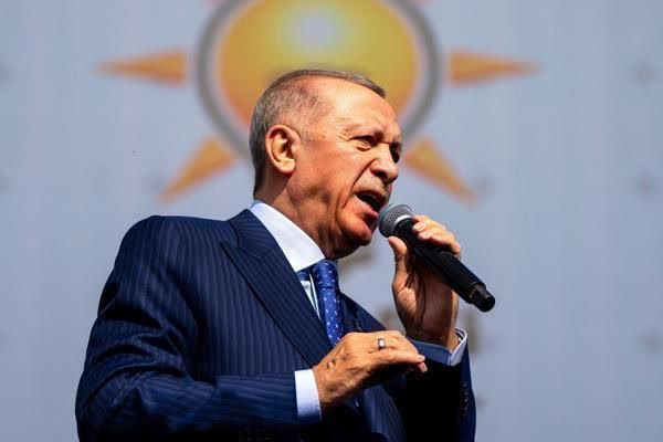 اردوغان وعده داد ترکیه را جزو ۱۰ اقتصاد برتر جهان کند