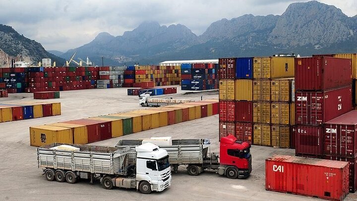 صادرات کالا از استان اردبیل ۲۲ درصد افزایش یافت