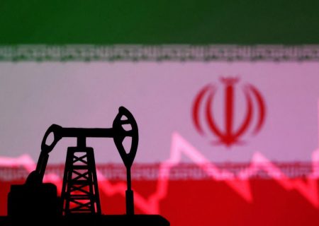 تحریم کنیم یا تحریم نکنیم؟ معمای نفتی ایران برای بایدن