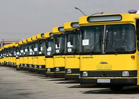 رانندگان اتوبوس شهری ارومیه برای پیگیری مطالبات خود دست از کار کشیدند