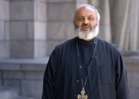 اسقف معترض باقرات قالستانیان برای پست نخست وزیری ارمنستان نامزد شد