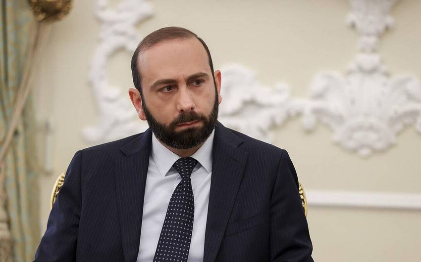 میرزویان وزیر امور خارجه پیشین ارمنستان را “فرسوده” خواند