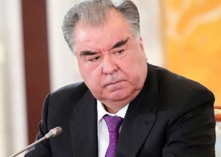 رئیس جمهور تاجیکستان قانون ممنوعیت حجاب را امضا کرد