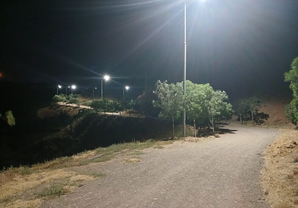 روشنایی مسیر دسترسی پارک ربع رشیدی به دریاچه داغ گولی تامین شد