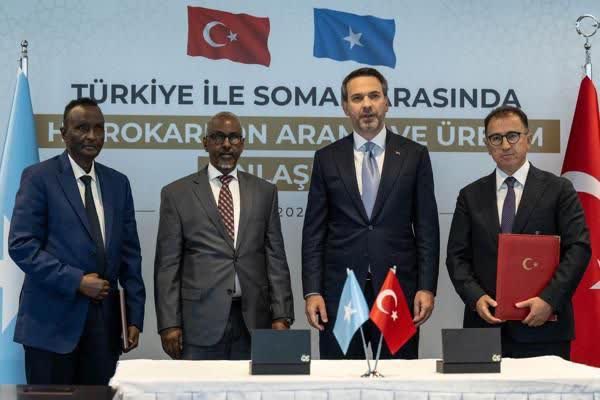 قرار داد همکاری ترکیه برای اکتشاف نفت و گاز در سواحل سومالی