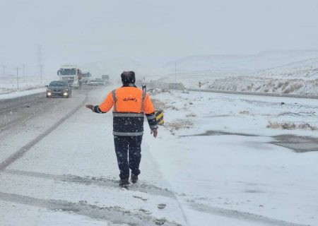 تردد در جاده‌های آذربایجان‌غربی با وجود بارش روان است