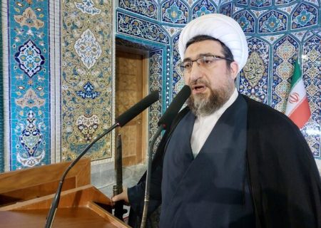 انتقاد امام جمعه تبریز از بروز ترافیک سنگین در سطح شهر در روزهای بارانی