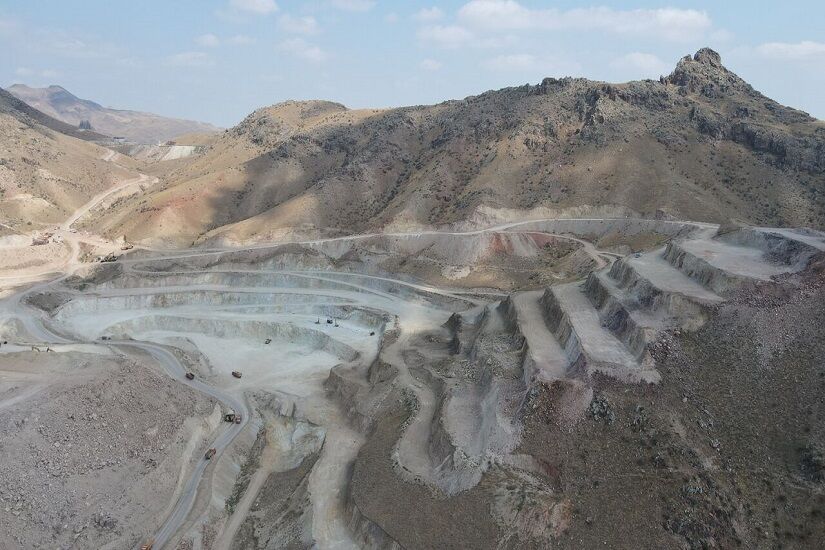 معدن مس مشگین‌شهر نیمه نخست ۱۴۰۴ بهره‌برداری می‌شود