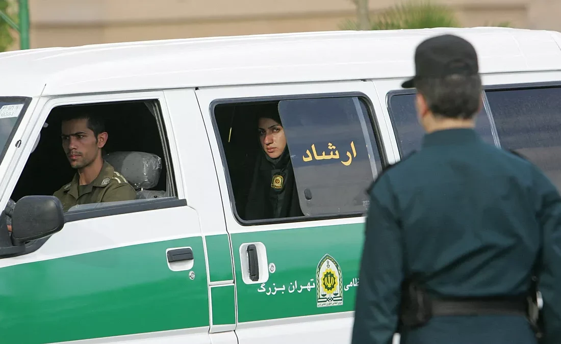 قالیباف: گشت ارشاد به طور کامل حذف شده