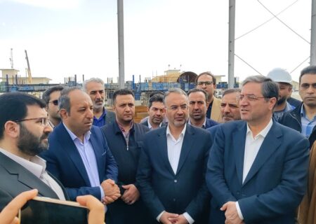 اولویت تولیدکنندگان آذربایجان‌غربی بکارگیری نیروی‌های بومی باشد
