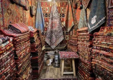 مسافران نوروزی ۹.۲ میلیارد تومان صنایع دستی از آذربایجانشرقی خریدند