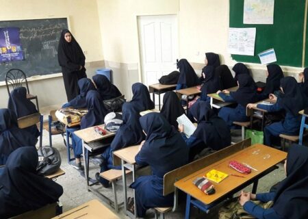 ۳۰ درصد مدارس ورزقان عمر بالای ۴۰ سال دارند