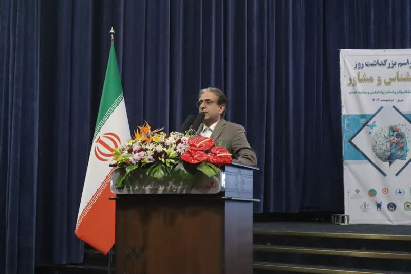 روان‌ جامعه را فراموش کرده‌ایم