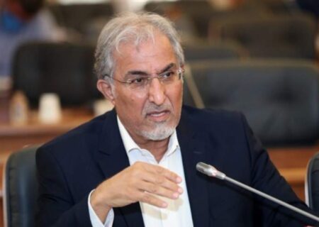 اقتصاد ایران در اختیار رفقا و قوم و خویش مسئولان است