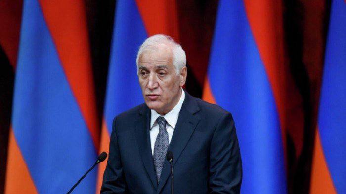خاچاطوریان قانون آغاز روند پیوستن ارمنستان به اتحادیه اروپا را امضا کرد