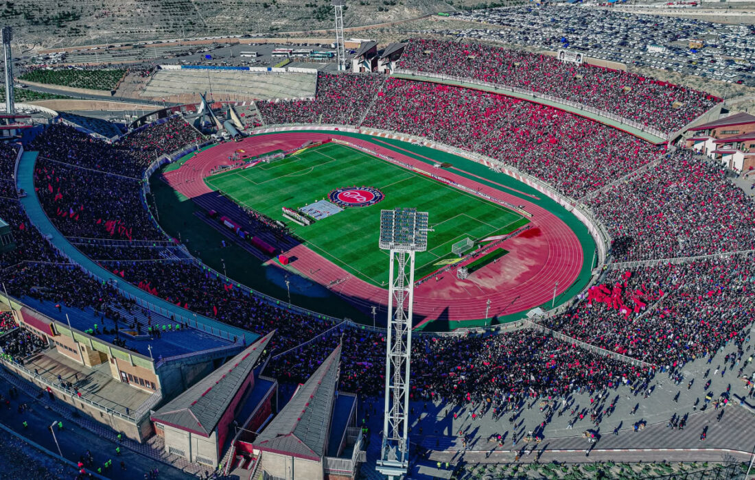 بیم می‌دهد و امّیدوارم می‌کند