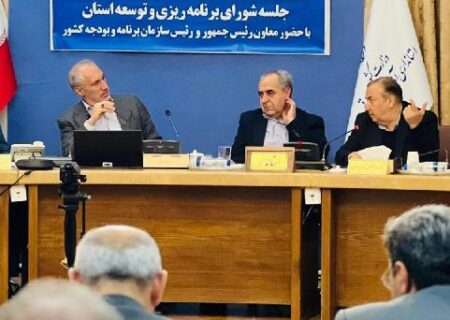 سخنان بی‌تعارف نوین خطاب به معاون رئیس‌جمهور در جلسه شورای برنامه‌ریزی آذربایجان‌شرقی