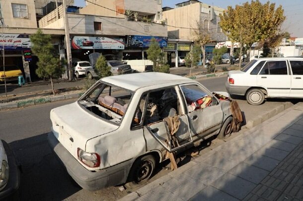 جمع‌آوری خودروهای فرسوده از معابر عمومی تبریز ادامه دارد